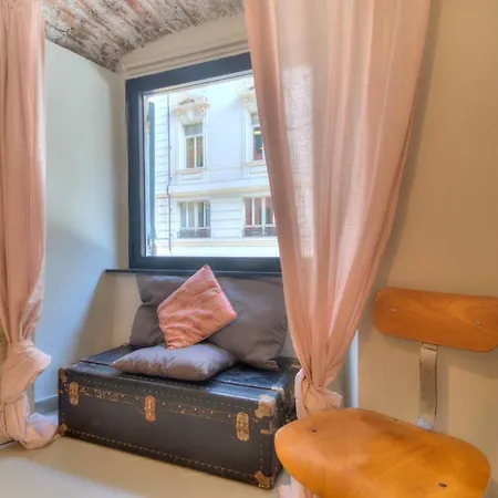 Historic Center, Piazza De Ferrari, Aquarium