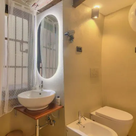 Historic Center, Piazza De Ferrari, Aquarium Genoa