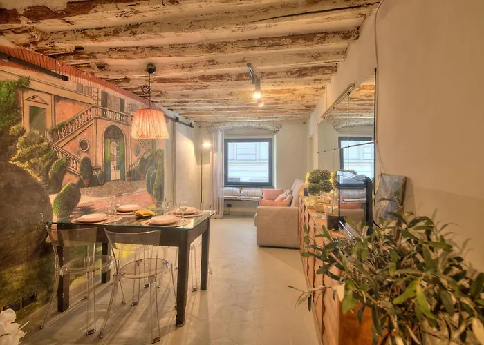 Historic Center, Piazza De Ferrari, Aquarium Gênes